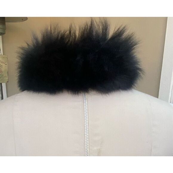Faux Fur Collar with Tie Gorgeous!  Ski Vacation Winter Wonderland One Size - Picture 4 of 4